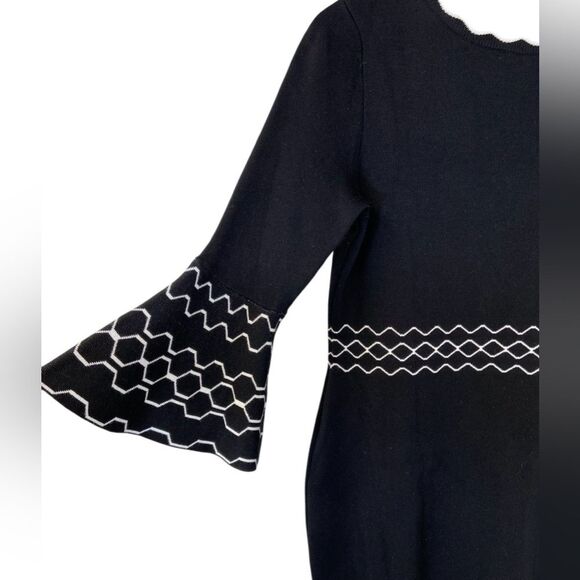 Danny and Nicole Black and White Sweater Dress Size PL - Picture 5 of 8